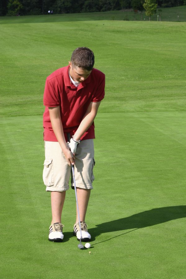 cg018putt.jpg 98.9K